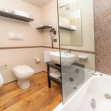 فندق Principi Di Piemonte سيستريير