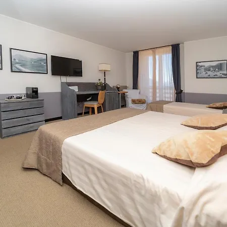 Principi Di Piemonte Hotel