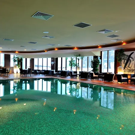 Principi Di Piemonte Hotel