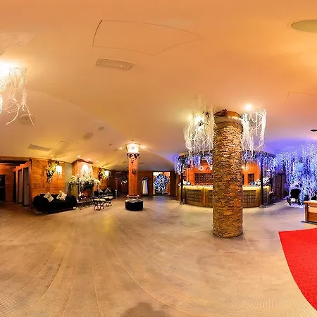 Principi Di Piemonte Hotel