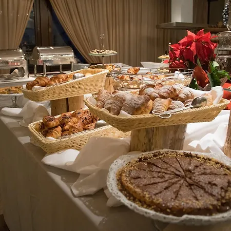 Principi Di Piemonte Hotel 4*